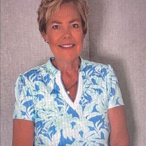 Meet your Posher, Elizabeth